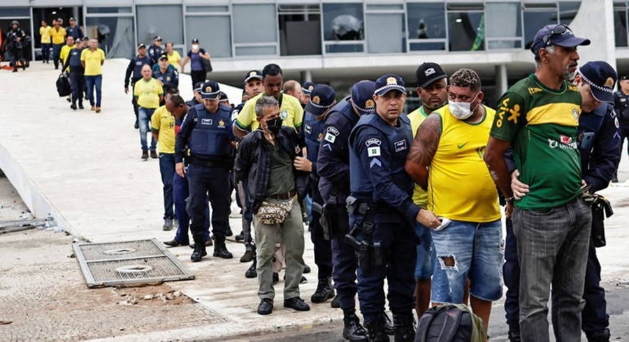 LISTA ATUALIZADA: 42 rondonienses golpistas estão presos em Brasília por vandalismo