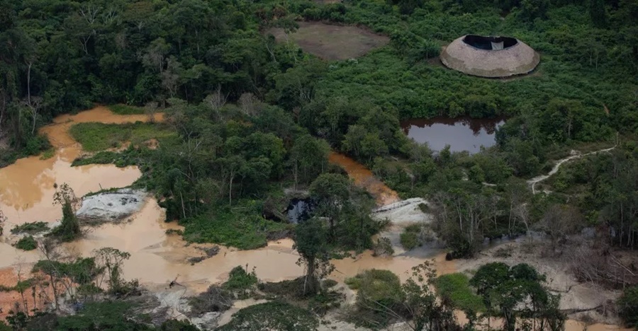  SUSPEITA: Governo Bolsonaro deu R$ 872 milhões a ONG evangélica para cuidar de indígenas